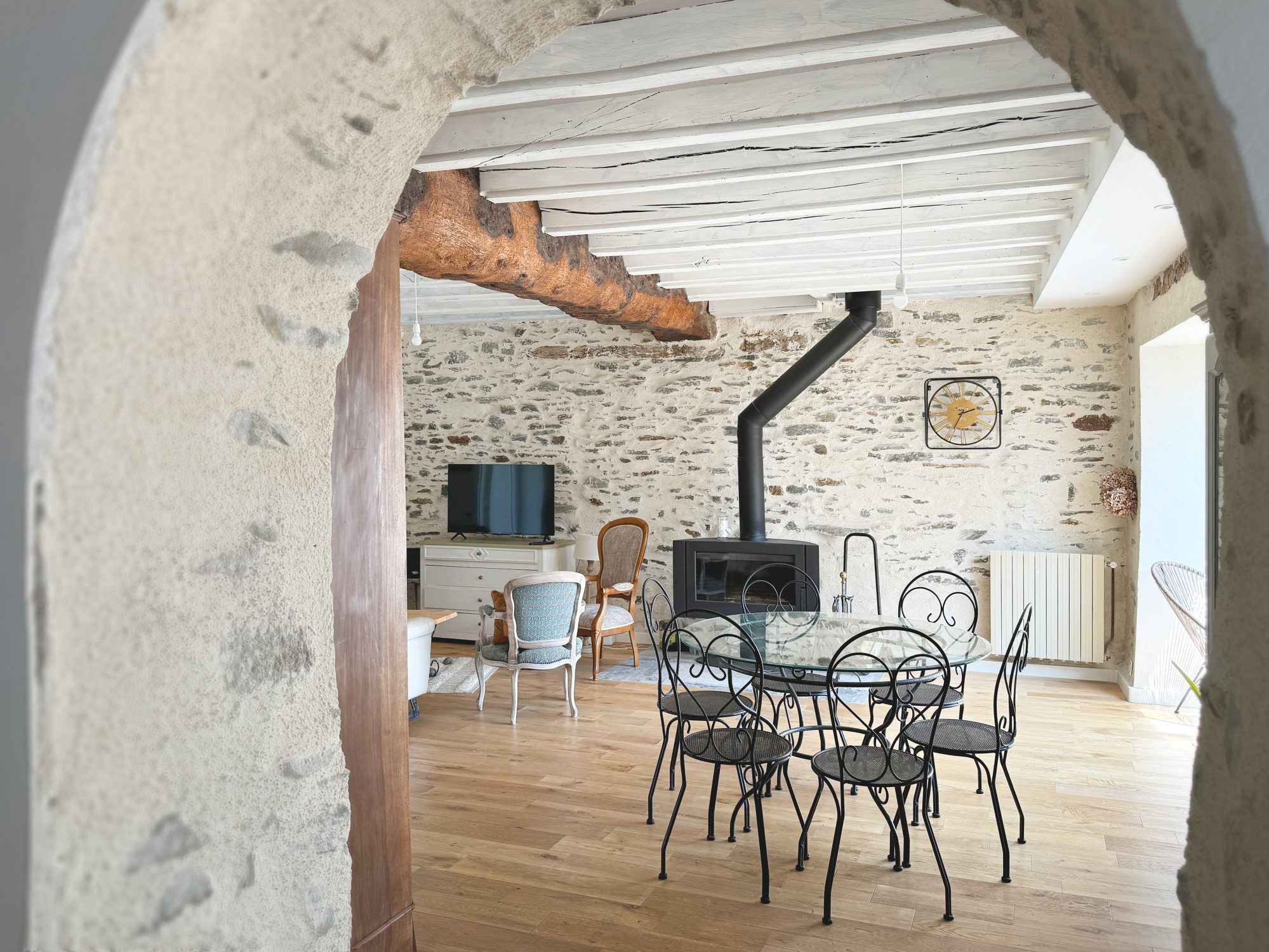 Maison rénovée de 168m² et son espace indépendant de 25m²